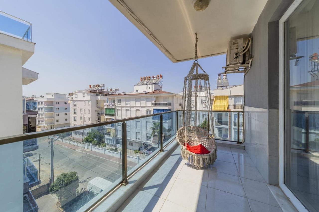 Daire Luminous Flat W Balcony 15 Min To Hadrian Gates